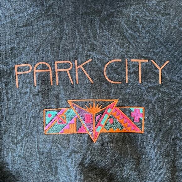 VTG Early Man Images Park City Utah Sweatshirt XL Blue Acid Wash Embroidered USA - Picture 3 of 8